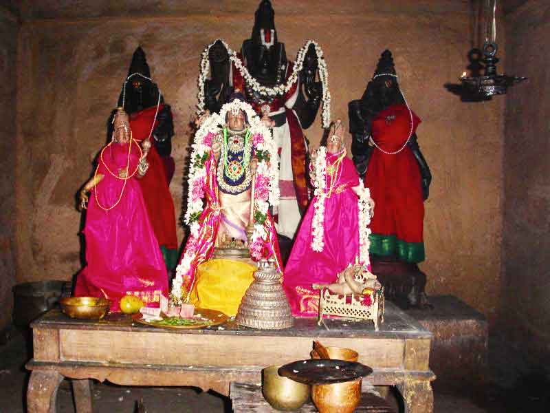 Kabisthalam Gajendra Varadha Vishnu Temple