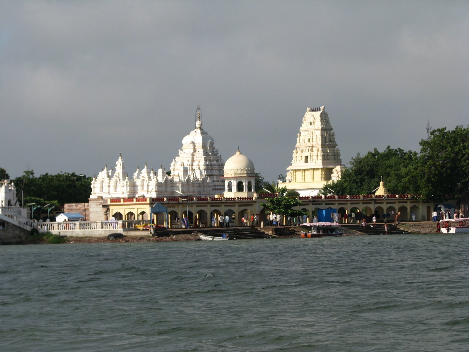 Kudalasangama Sangamanatha Shiva Temple