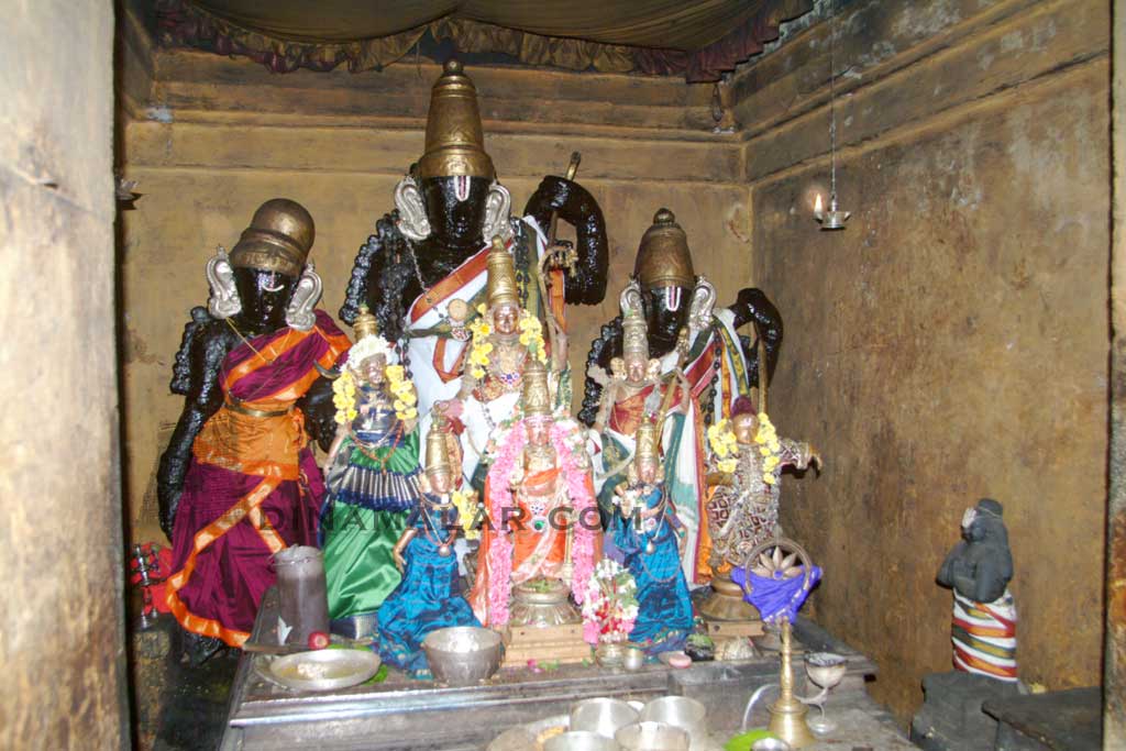 Maduranthagam Yeri Katha Ramar Temple