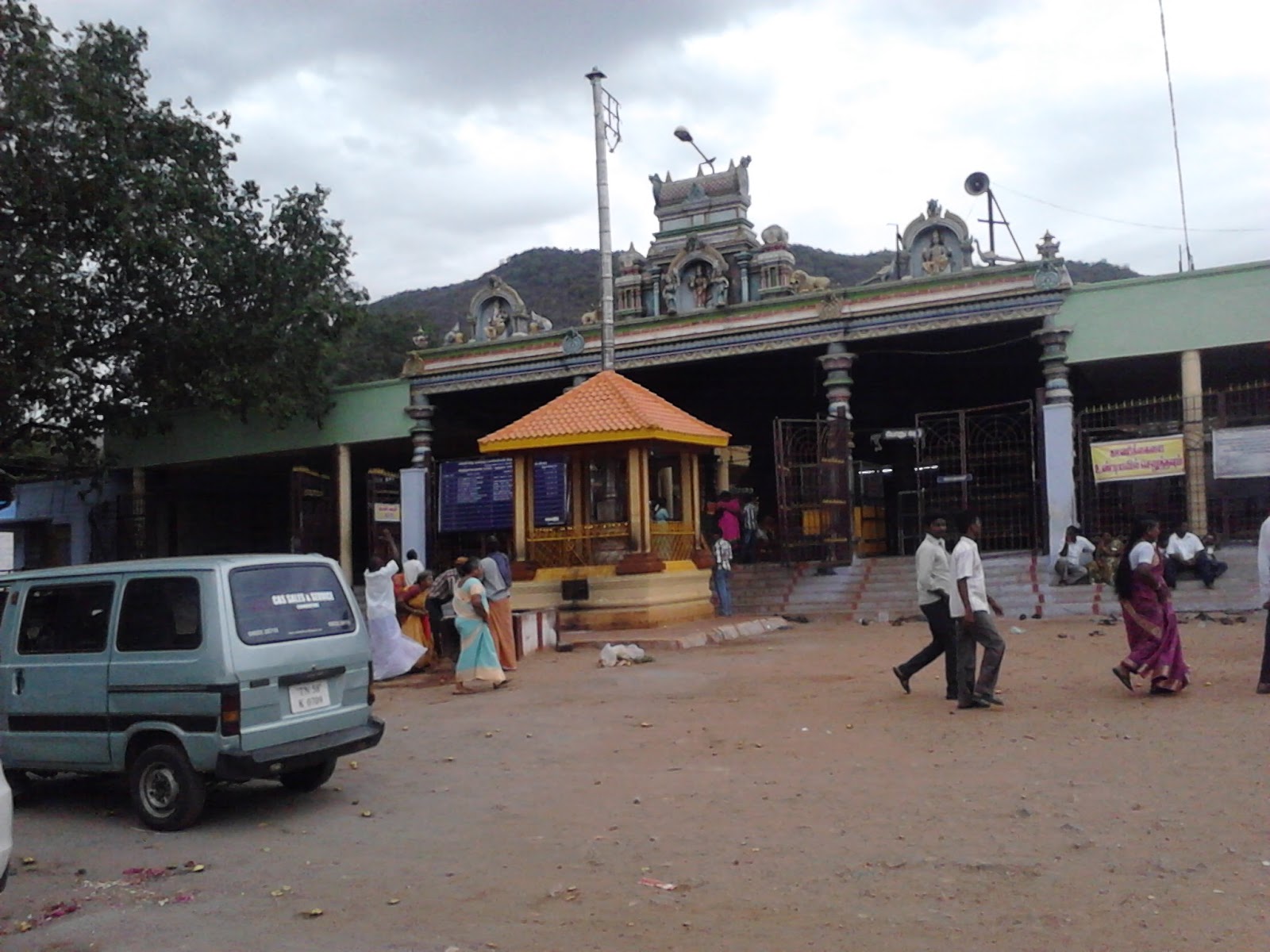 Mettupalayam Vanabhadra Kaliamman Devi Temple