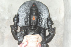 Surya Bhagawan (Sun)-Sahasra Lakshmeeshwarar Shiva Temple