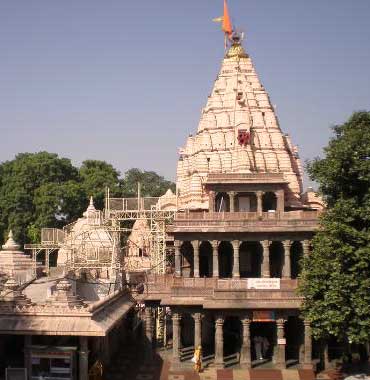 Sri Navagraha Sannadhi-Sri Omkareshwar Jyotirlinga Shiva Temple