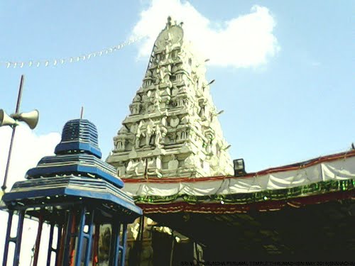 Thirumazhisai Veetirundha Perumal & Anjaneya Swamy Temple
