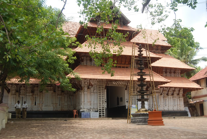 One Year Nithya Pujas/Shashwatha Pujas at Thrissur Sri Vadakkumnathan ...