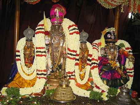 Tiruvallikeni Sri Parthasarathy Perumal Temple